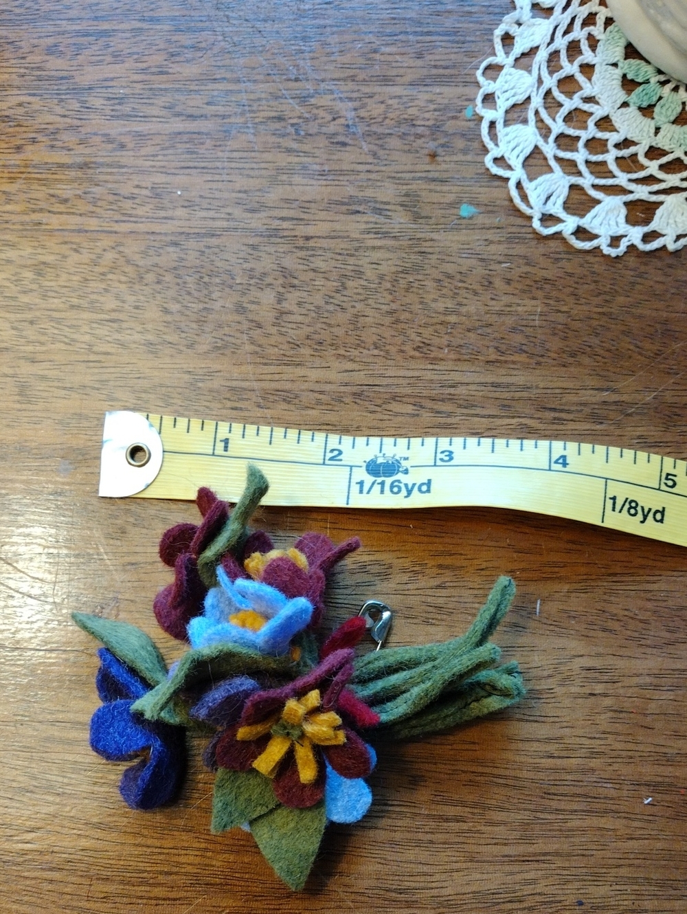 Felt Flower Lot - Picture 10 of 12